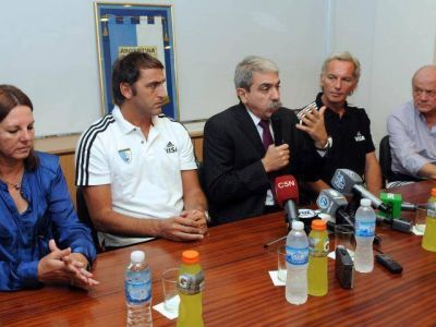 Hockey: Presentaron a los nuevos DT