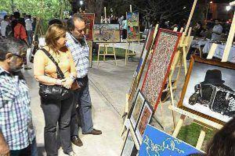 Con �xito se realiz� la Feria de Emprendedores de la Econom�a Social