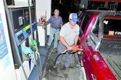  Comenz� a restablecerse el abastecimiento de naftas