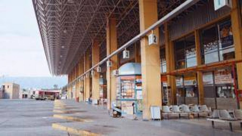 Transporte: se agrava el conflicto y se cumplen cinco d�as sin colectivos