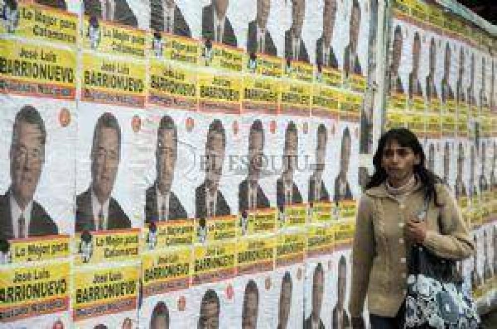 Denuncian a Barrionuevo por violar la veda electoral