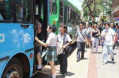 Piden que la Legislatura trate el boleto estudiantil gratuito 
