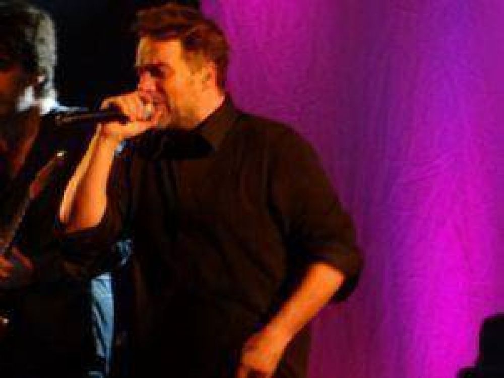 Vicentico cant� en la C�pula y enamor� a miles de juninenses