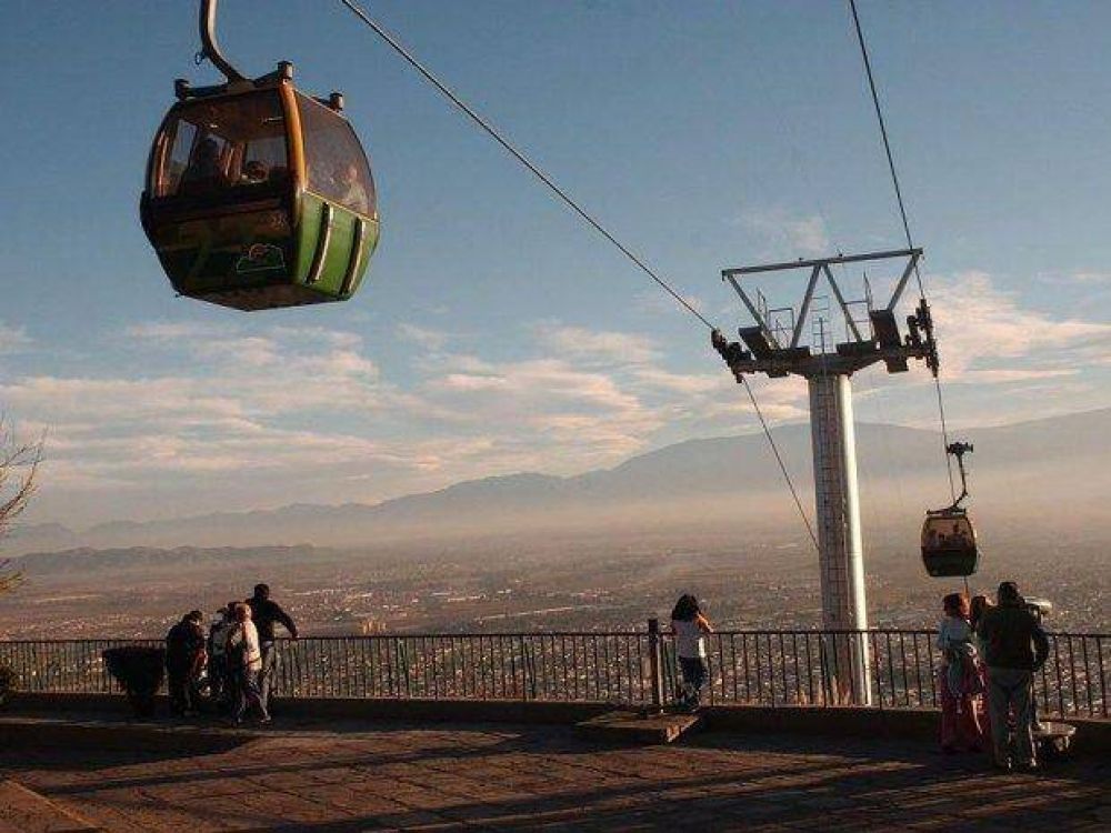 Pese a que hay promociones, no repunta el turismo