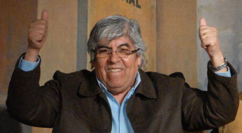 Hugo Moyano lanza su partido pol�tico acompa�ado por De la Sota