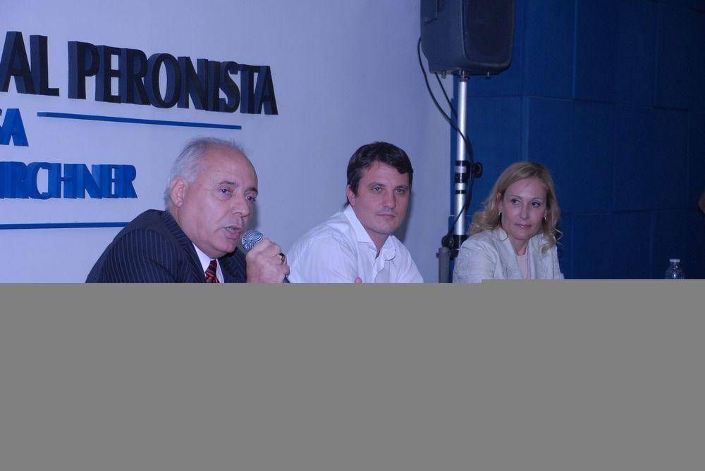 Regueiro disert� sobre la Asignaci�n Universal por Hijo