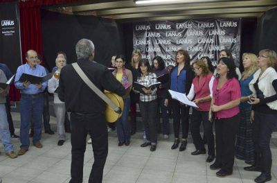 UN FIN DE SEMANA A PURA M�SICA Y CANTO