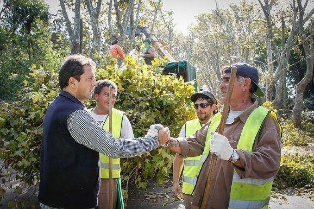 El Municipio contin�a su Plan de Poda y Forestaci�n en todo Tigre