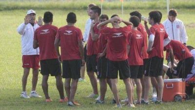 El dilema de Rold�n para armar el equipo ante Juventu Unida