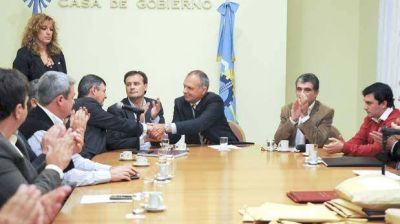 Buzzi: �no vamos a aceptar ning�n tipo de presi�n de empresas constructoras�