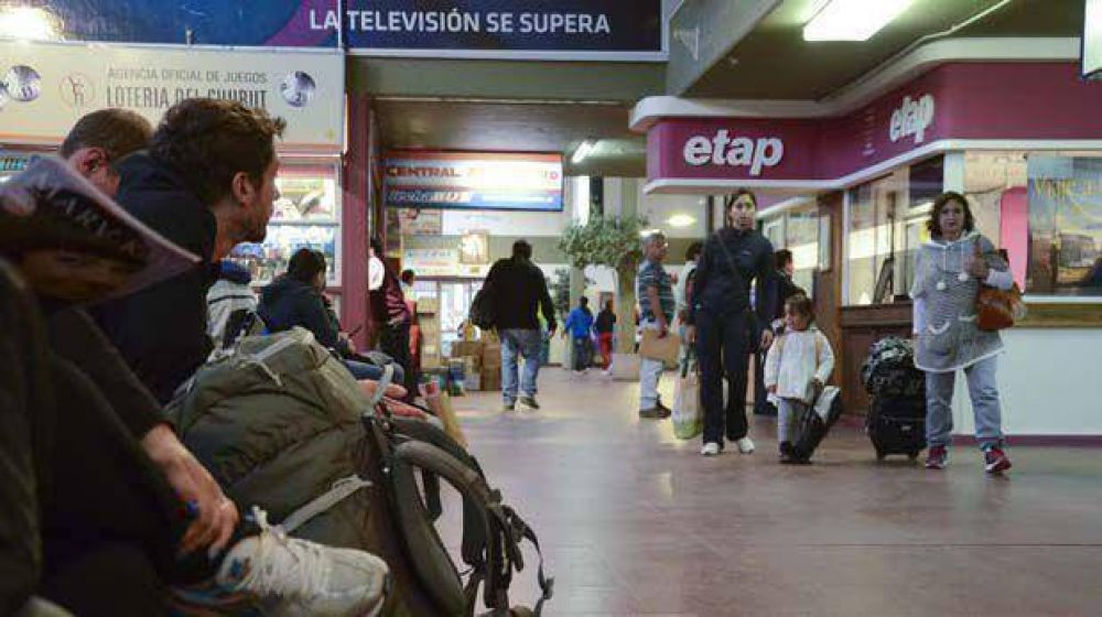Hoy se normalizar�a totalmente el transporte de larga distancia