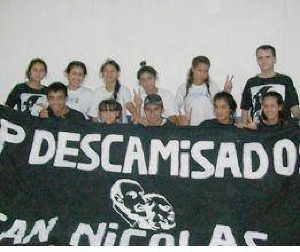 Plenario homenaje de la JP Descamisados  