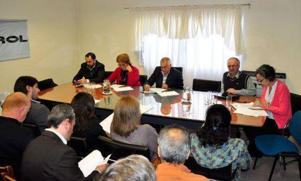 Intendentes de Compromiso Peronista asumen cargos en Pampetrol