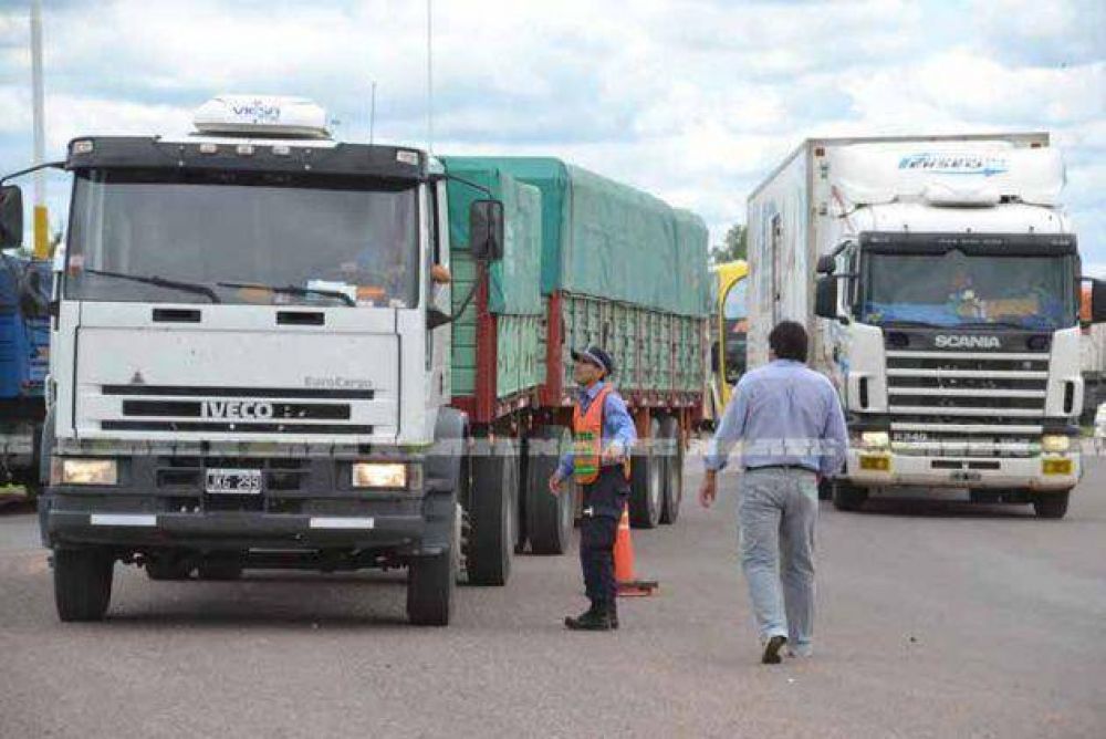 Transportistas y gobierno acordaron incremento en el precio del flete