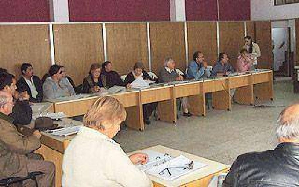 Luego de aprobar las cuentas de 2012, el Concejo volvi� a sesionar