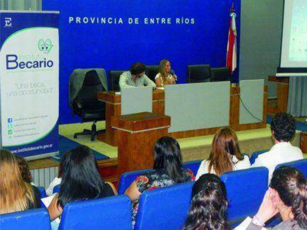 Cobrar�n su beca a partir de este mi�rcoles m�s de 20.000 estudiantes entrerrianos