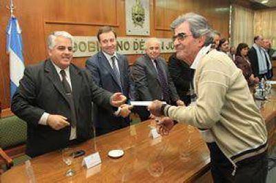 M�s de $110 millones en fomento productivo	