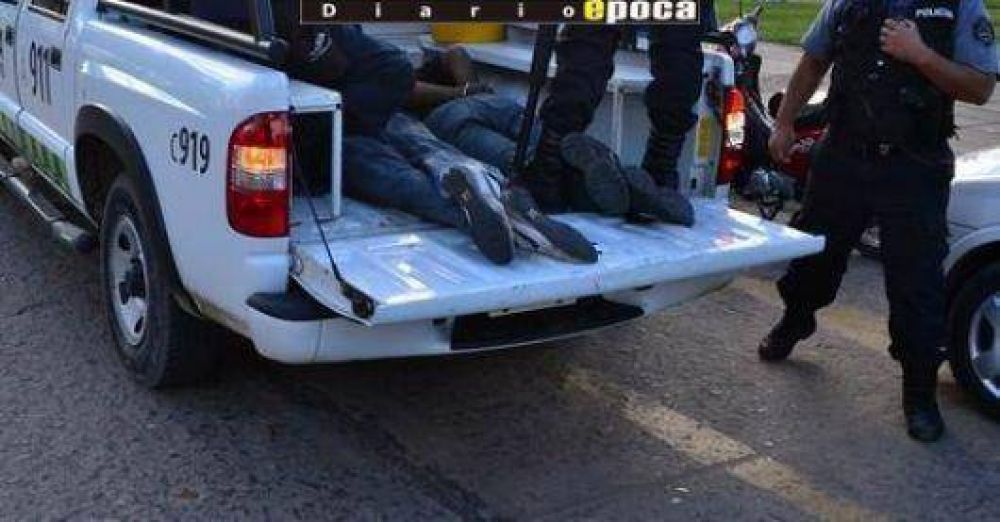 Otro joven se defendi� de un ladr�n armado que quiso robarle