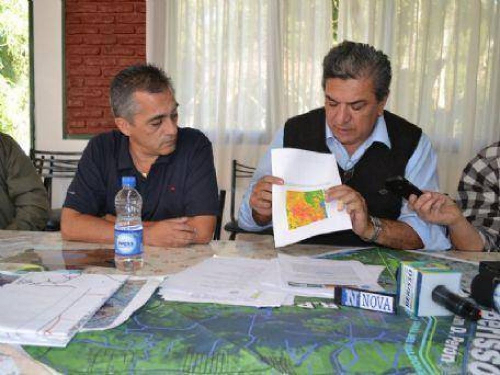 Slezack habl� sobre las inundaciones y apunt� a la provincia: �Limpiaron hasta la 122 y le dejaron el agua a Berisso�