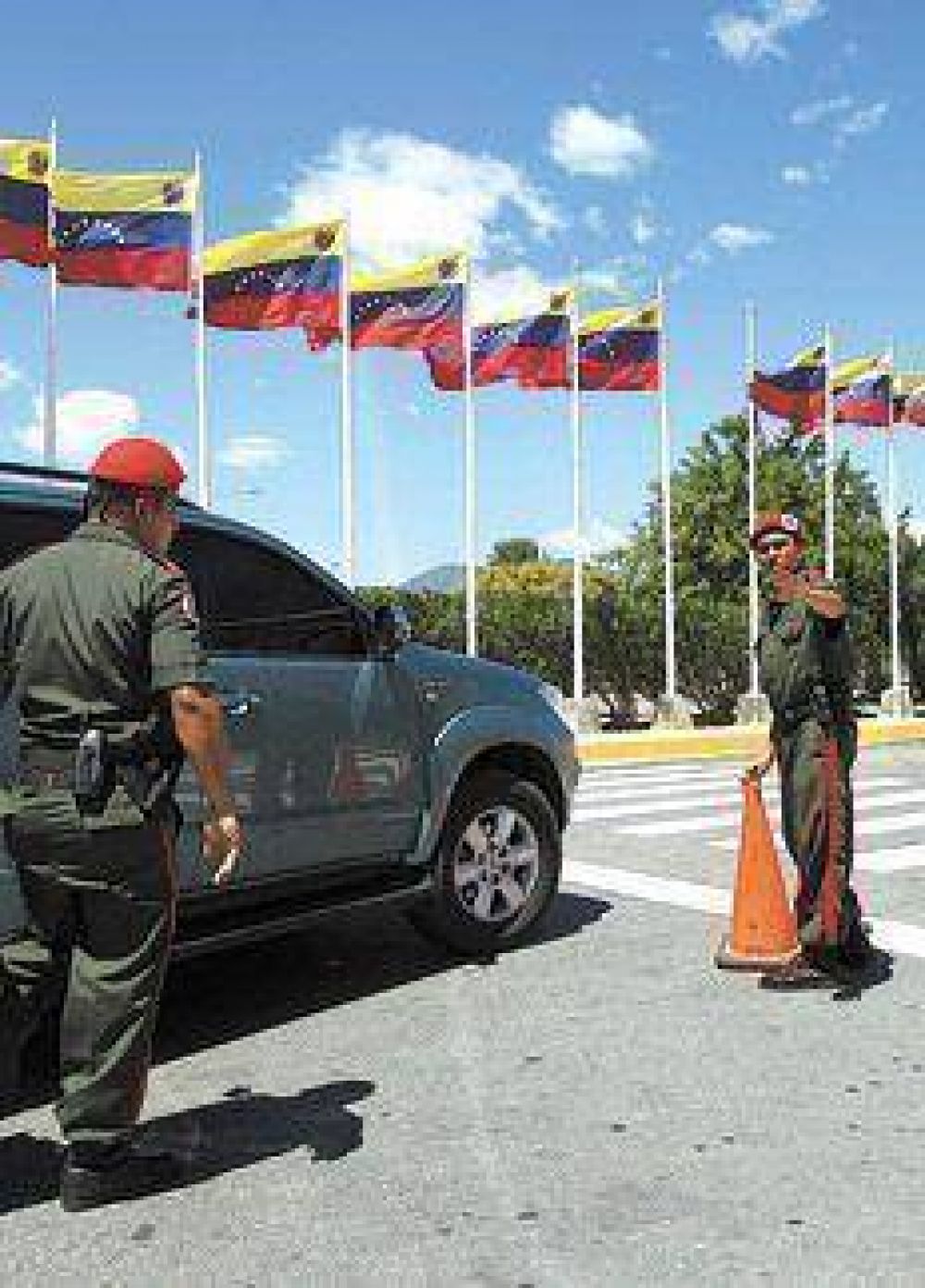Con el ej�rcito en las calles
