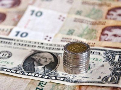 Tras los anuncios, el d�lar libre cotiza a $10,34