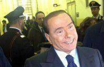Confirman la condena a Berlusconi a 4 a�os de prisi�n por fraude fiscal