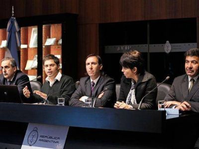 El nuevo proyecto oficial tambi�n contempla un pagar� de ahorro en d�lares
