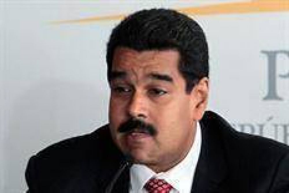 Nicol�s Maduro en la Argentina: "Tenemos la responsabilidad de seguir el legado de N�stor Kirchner y Hugo Ch�vez"