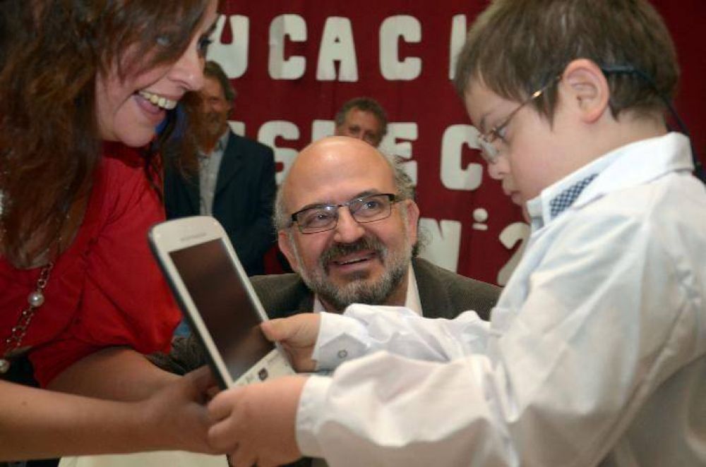 Las prioridades para cubrir las horas libres