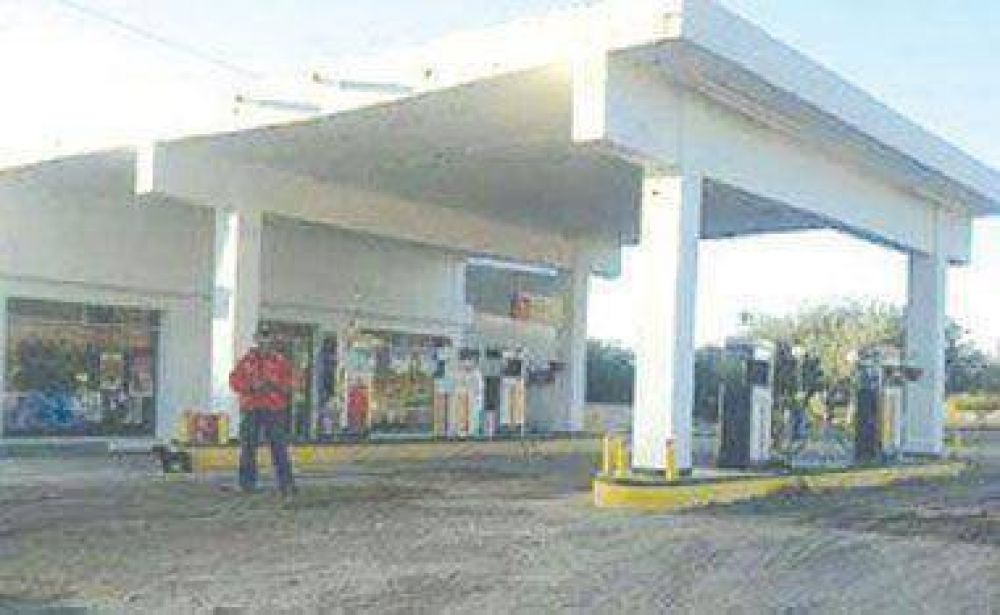 Confuso robo en estaci�n de servicio