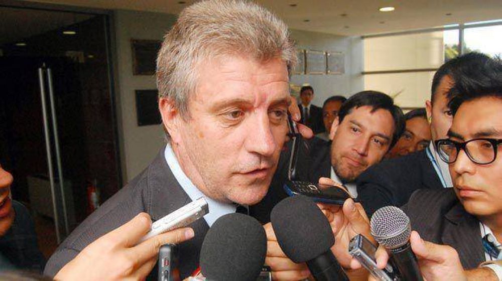 Eliceche: �las obras p�blicas son consultadas con los intendentes�