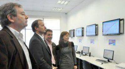 El CPU sumar� 150 c�maras para monitorear los barrios