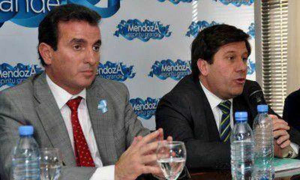 Bono: Francisco P�rez espera la aprobaci�n del Banco Central y el radicalismo mete presi�n
