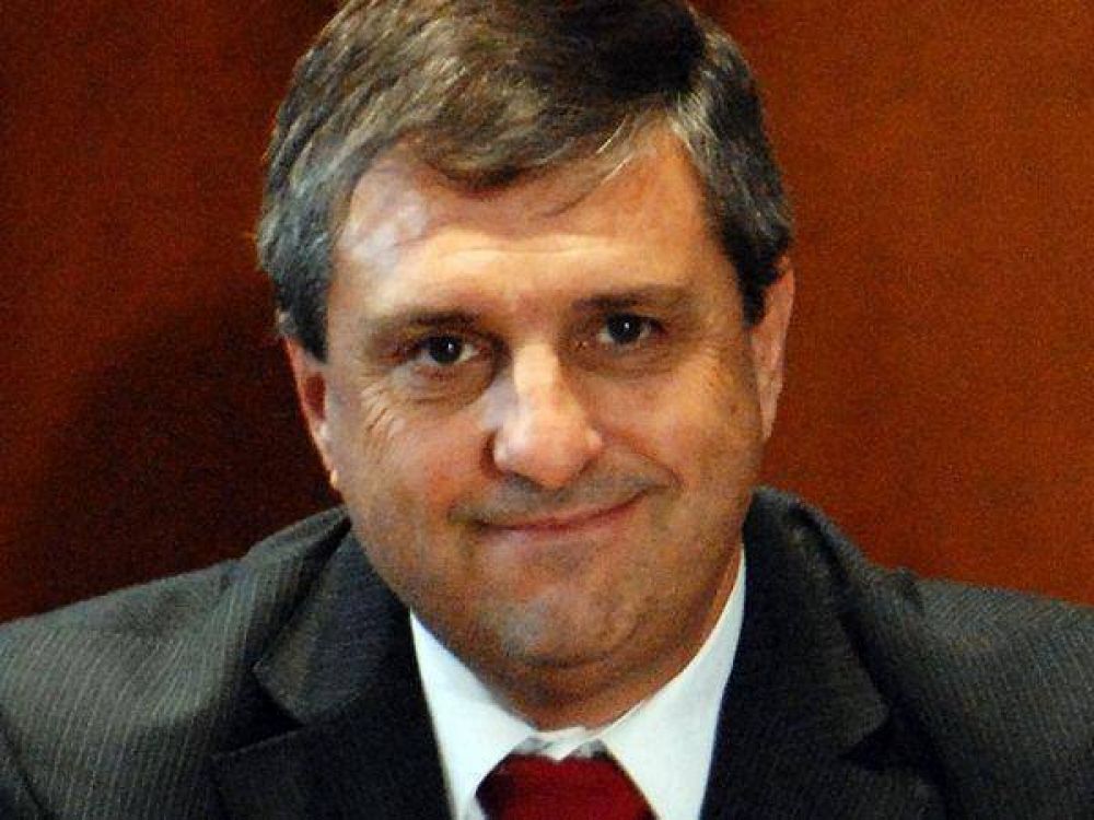 �Si tengo que ser candidato ser� y sino seguir� en Venezuela�