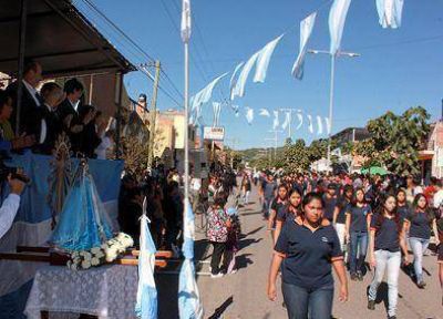 Vecinos festejaron el 65� aniversario de barrio Luj�n