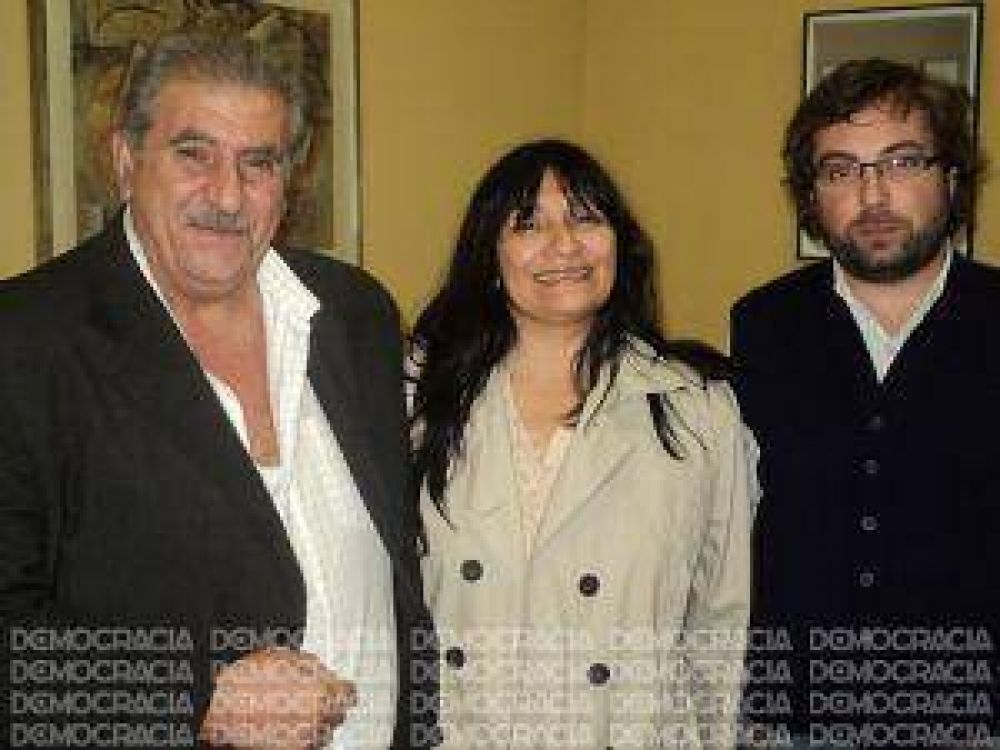 Alfredo Avel�n: �Las empresas mineras destruyen, contaminan y saquean el pa�s�