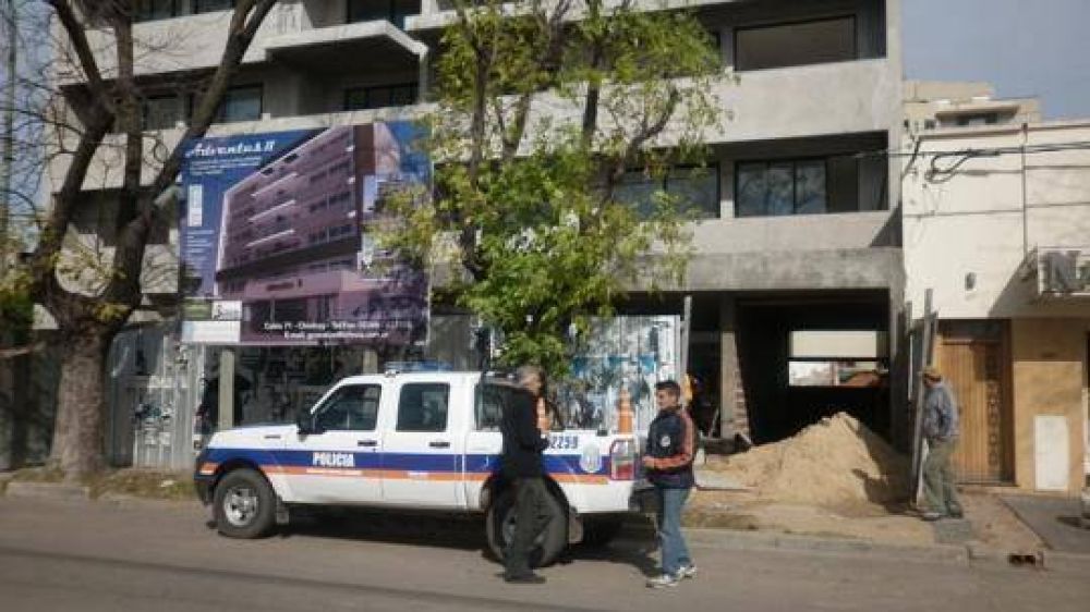 En Bragado se mat� un obrero al caerse de un edificio a m�s de 20 metros
