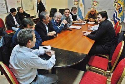 Se profundizan las diferencias entre la Provincia y los municipios kirchneristas