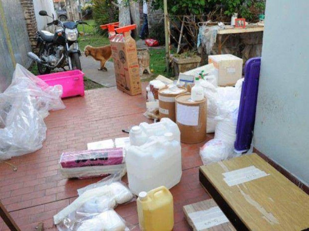 Cae una banda que controlaba una cocina y un laboratorio de coca�na