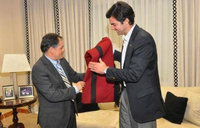 El Gobernador Urtrubey recibi� al Intendente de Antofagasta, Chile