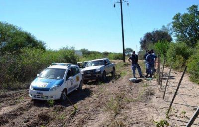 Asalto comando en pleno monte: disfrazados de gendarmes se llevan casi mill�n y medio de pesos