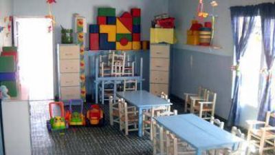 Despu�s de varias pol�micas, regular�n las guarder�as infantiles