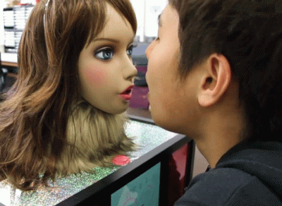  Crean robots para dar aviso a sus due�os del mal olor de pies y aliento