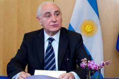 Remes Lenicov: "El blanqueo es una mala medida"