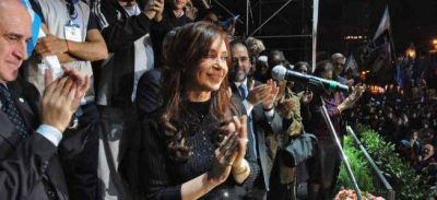 Cristina apuesta a recuperar imagen con el acto del 25 de mayo