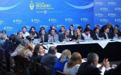 "El ahorro afuera se debe a pol�ticas erradas anteriores�