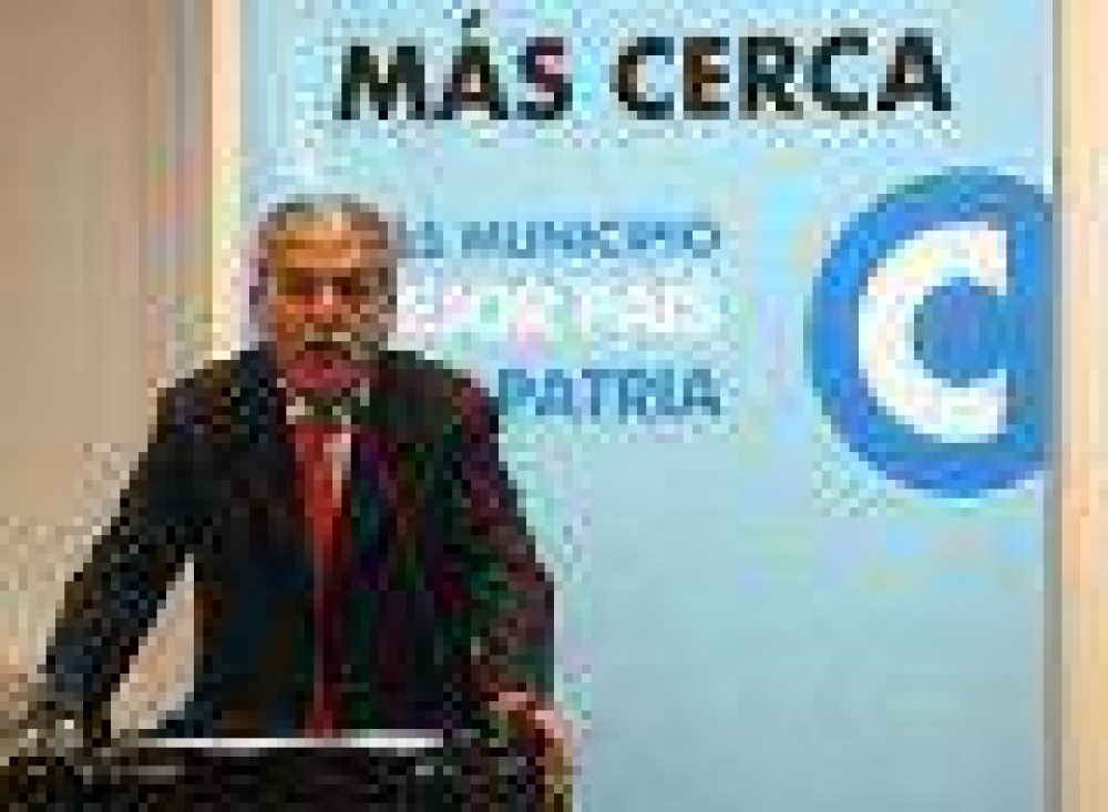 De Vido: "La Presidenta expres� que la econom�a no se va a enfriar"