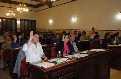 El clima electoral se meti� en la sesi�n del Concejo