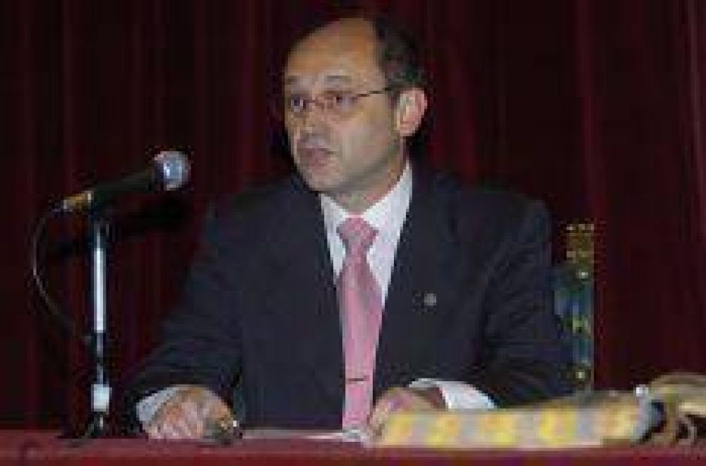 Cantard en un encuentro de rectores latinoamericanos