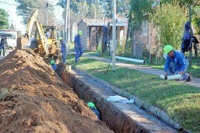 Iniciaron en el barrio Kennedy la extensi�n de la red de cloacas